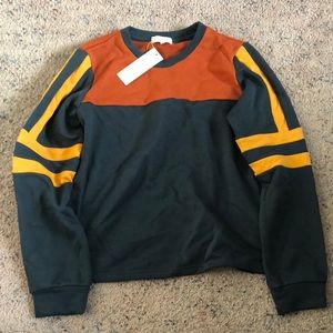 Color block pullover sweatshirt